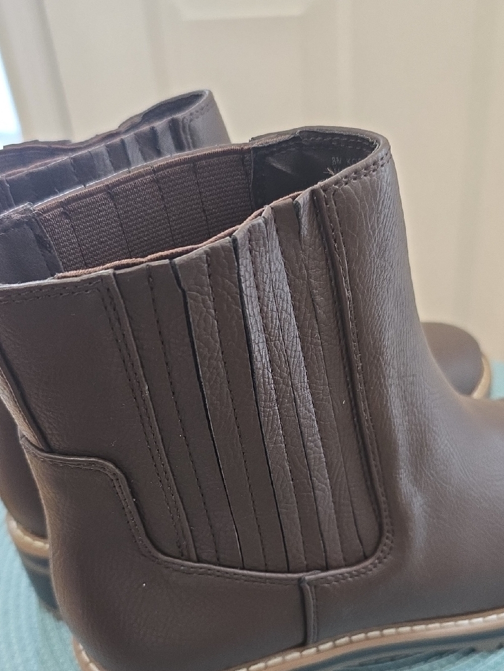 Kensie Brand Women’s Brown Classic Pull-On Ankle Boots Size 8 - Picture 6 of 13